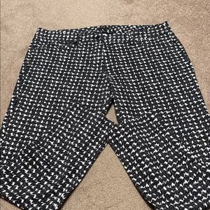 J. McLaughlin Monochrome Patterned Pants